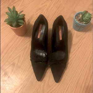 Via Spiga suede kitten heels never worn